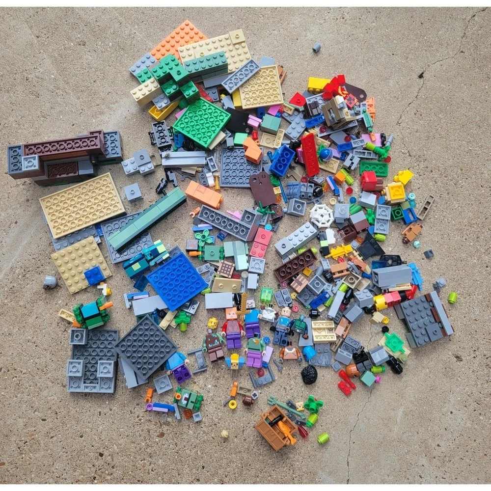 LEGO Minecraft Mixed Lot Minifigures, Accessories And Parts